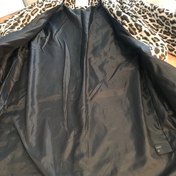 Altar’d State leopard coat - Picture 8 of 9